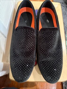 Mi Black Velvet Slip-On Loafers with Orange Interior